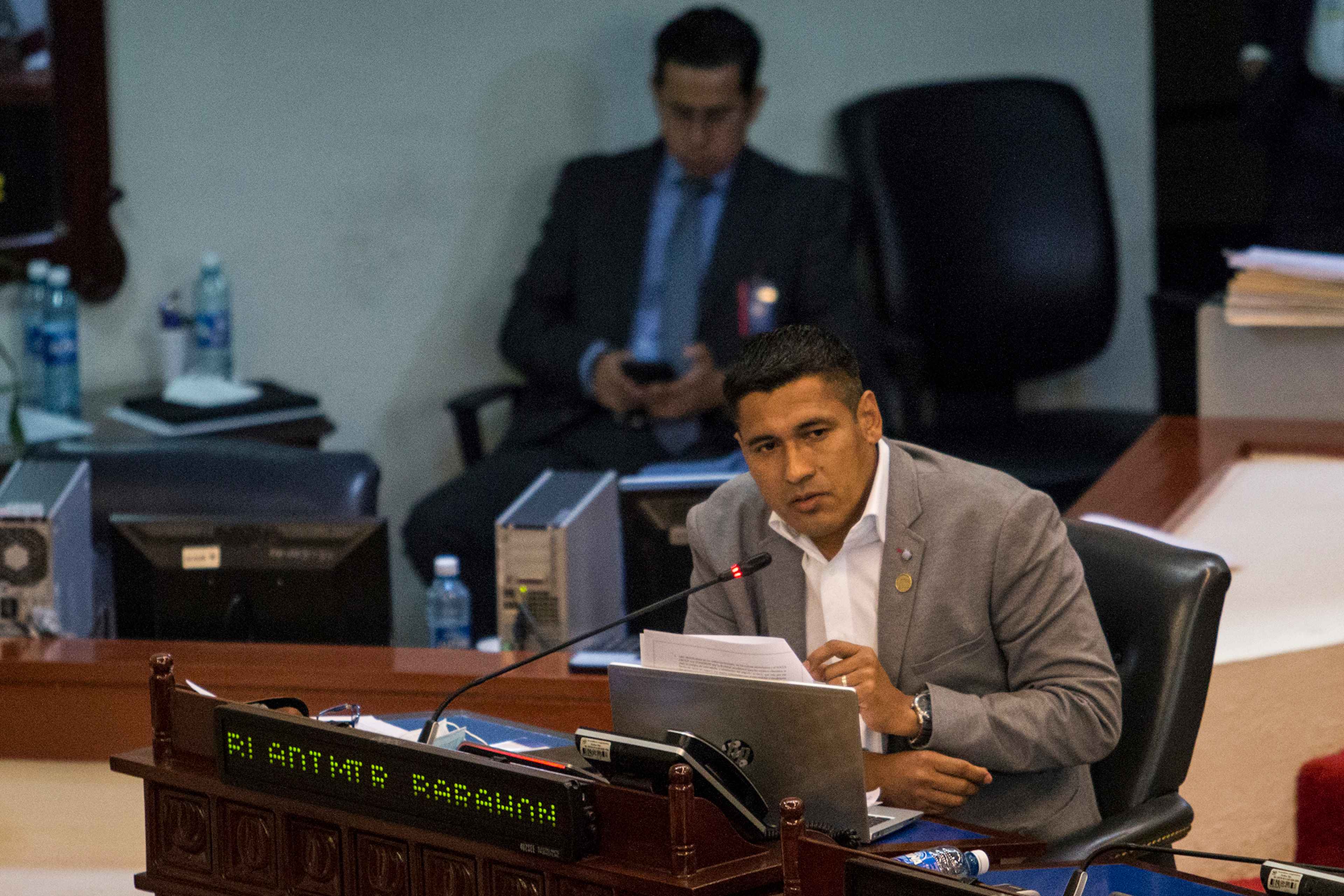 José Bladimir Barahona, Nuevas Ideas legislator representing Morazán, during a legislative session on Feb. 22, 2022. Photo Víctor Peña