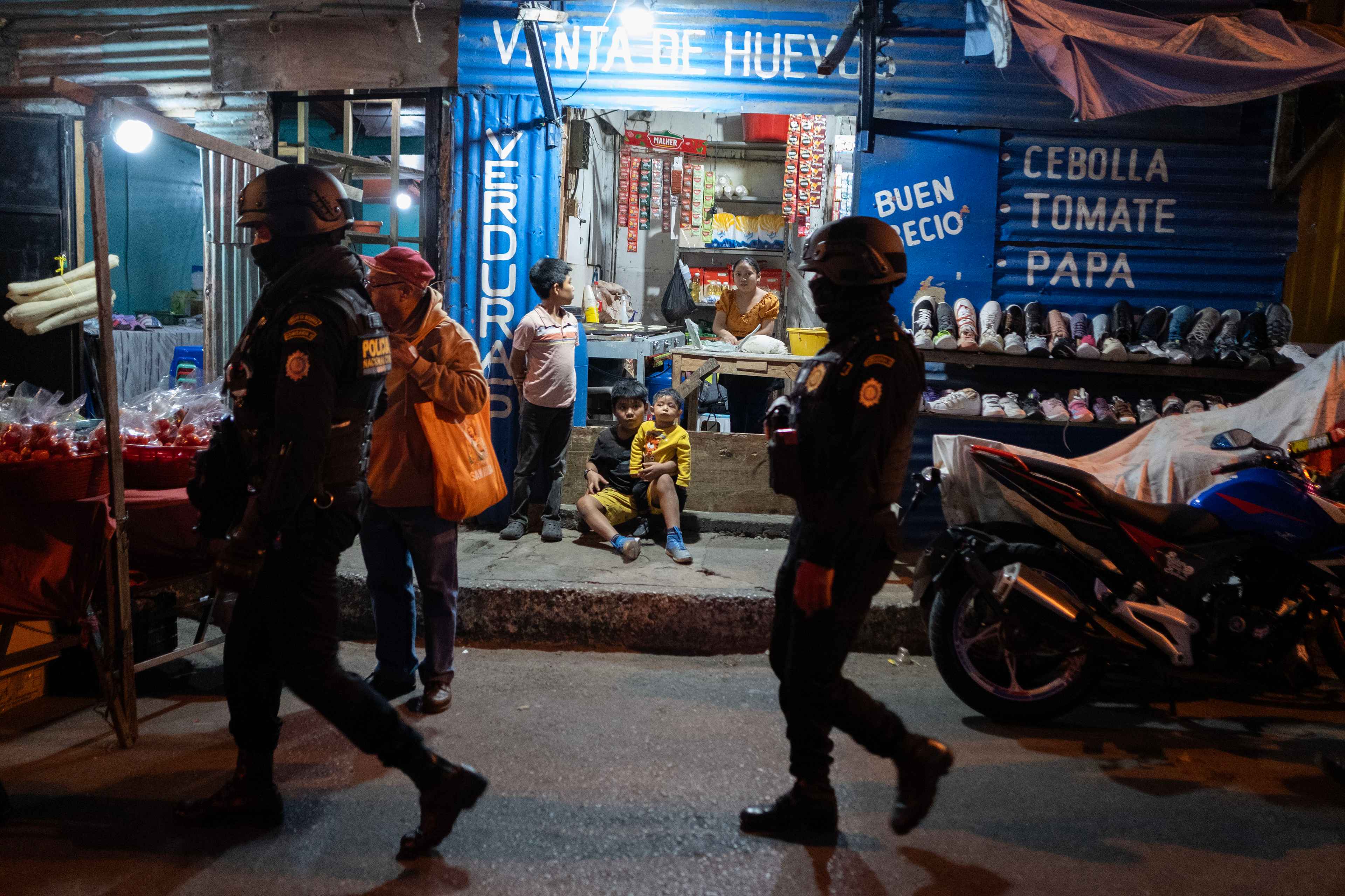 Las pandillas guatemaltecas mutan entre la política y el narcotráfico 6 Guatemala-pandilla 07
